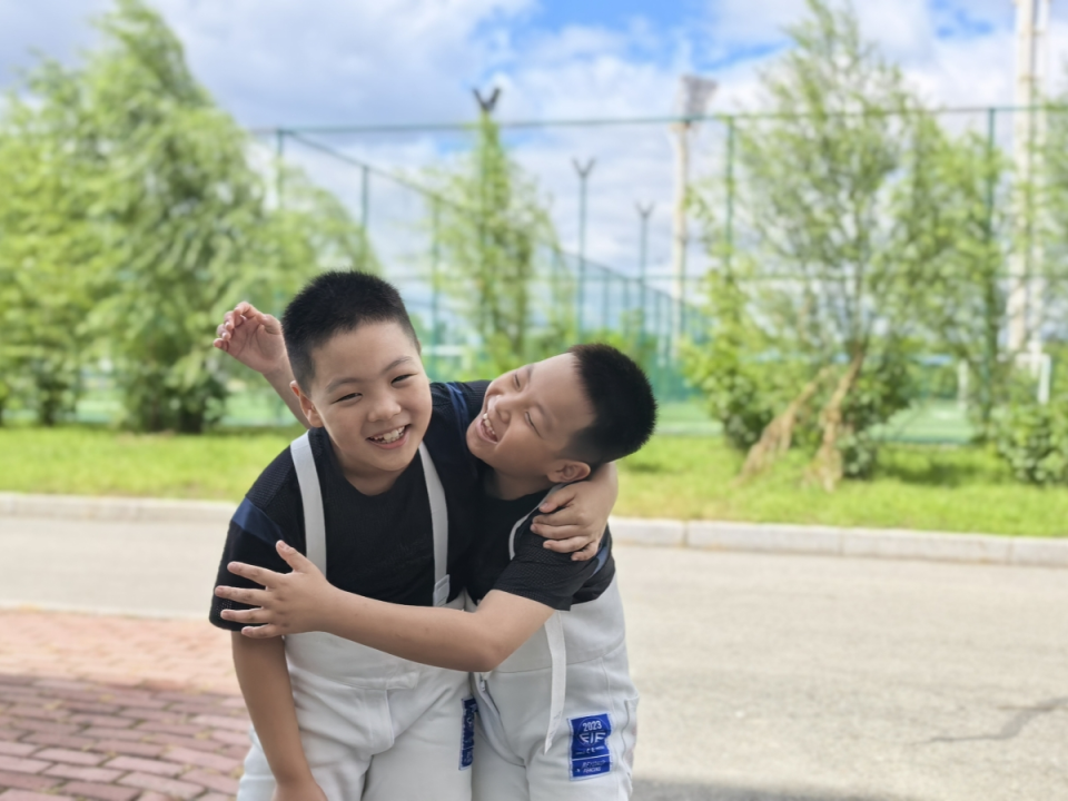 击剑也成了