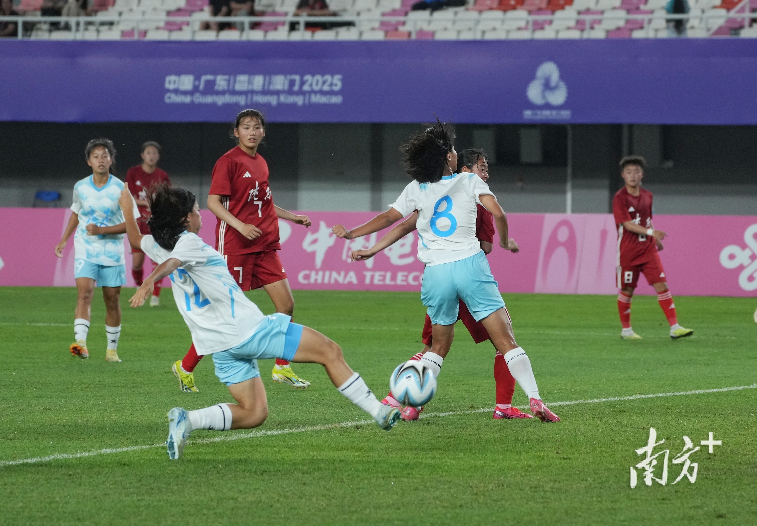 为公众揭开 为公众揭开