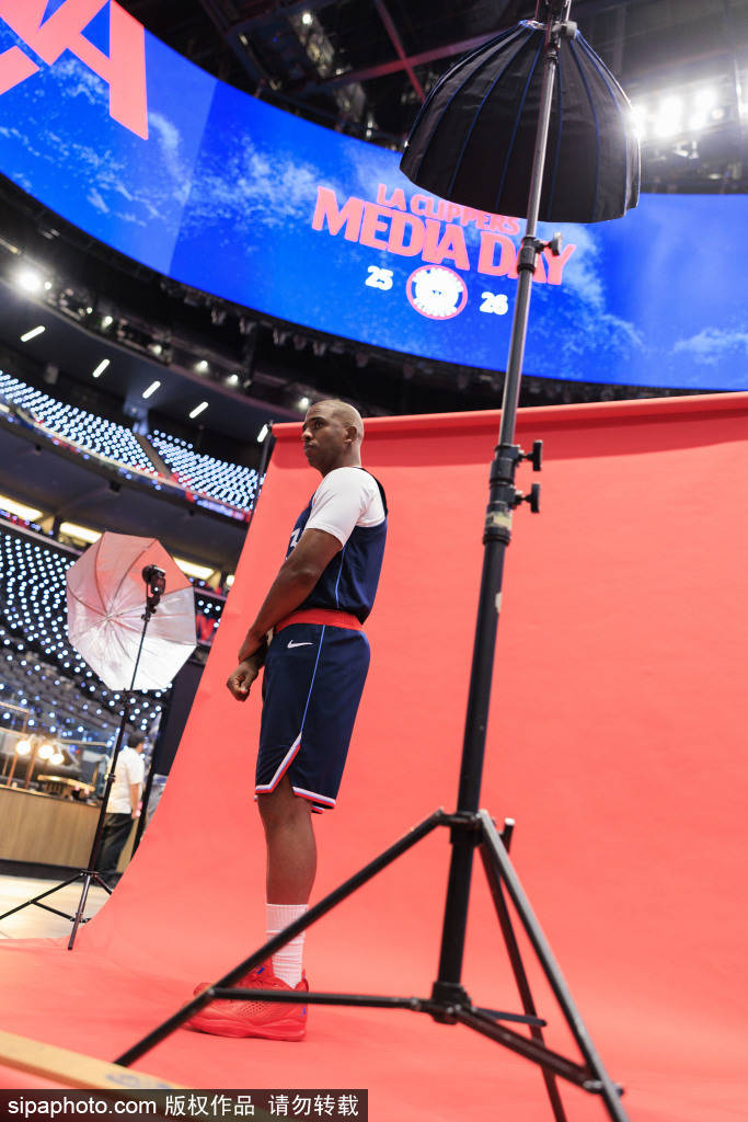 定位却始终 定位却始终